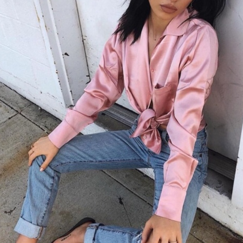 SOLD.NWT Danielle Guizio Silk Button Down Shirt - Picture 2 of 7